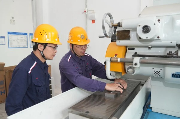 自主創(chuàng)新顯成效，拉伸試驗(yàn)樣品制備又有好方法！